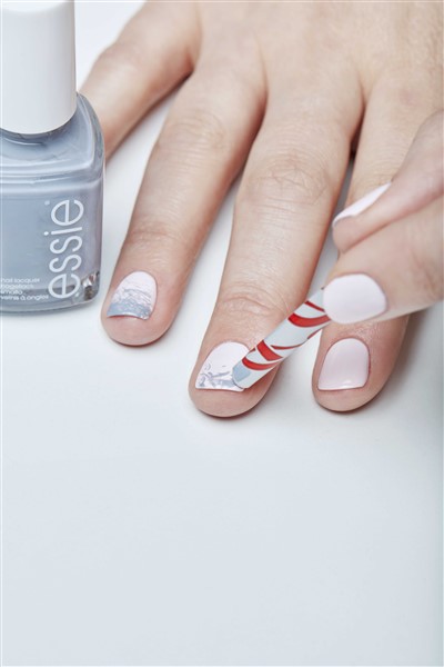 Diet Coke And Essie Team Up To Give Boots Shoppers Nail Polish Diet Coke And Essie Team Up To Give Boots Shoppers Nail Polish